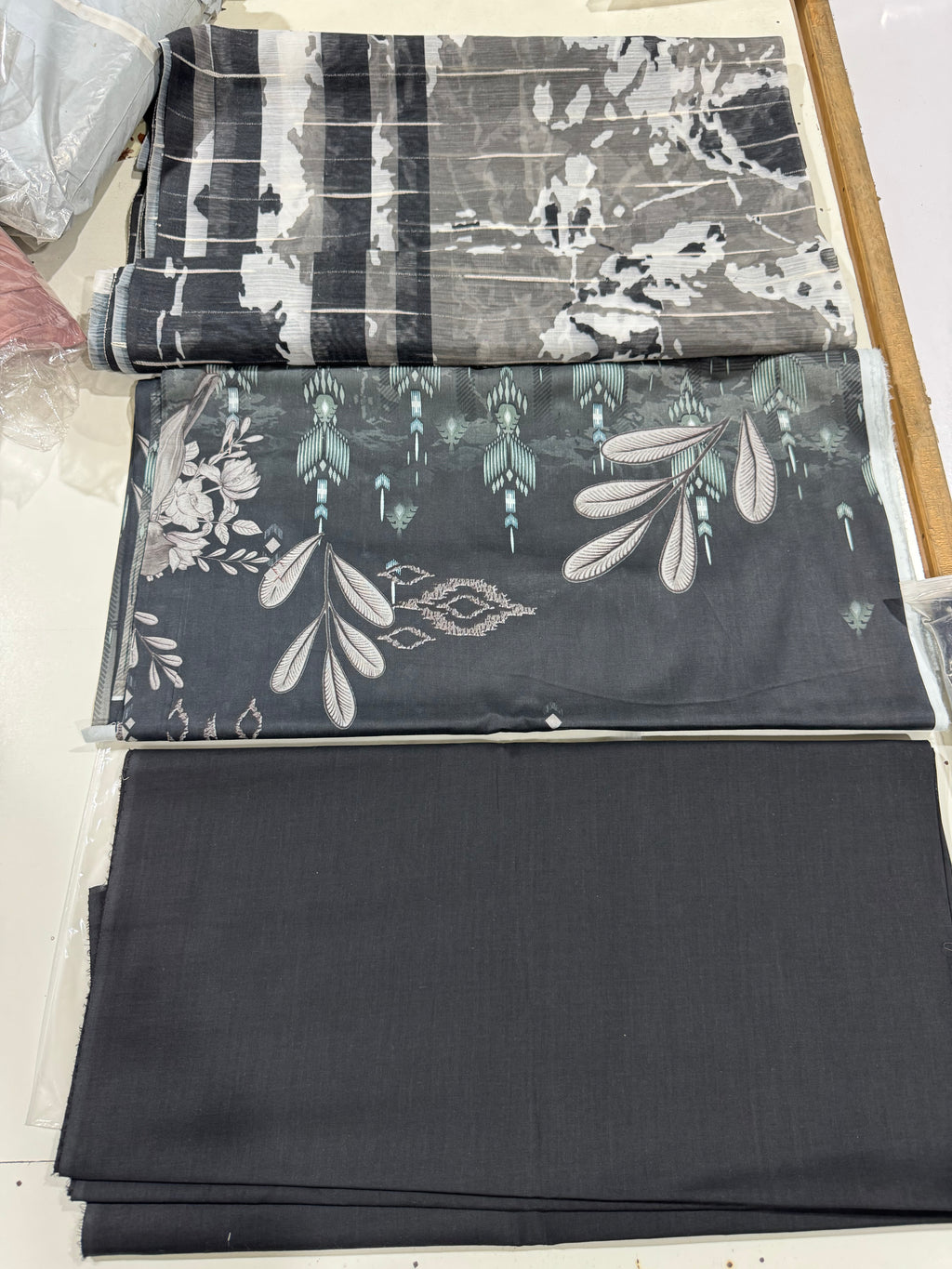 3Pc Lyallpur 8 Suits Bundle 2