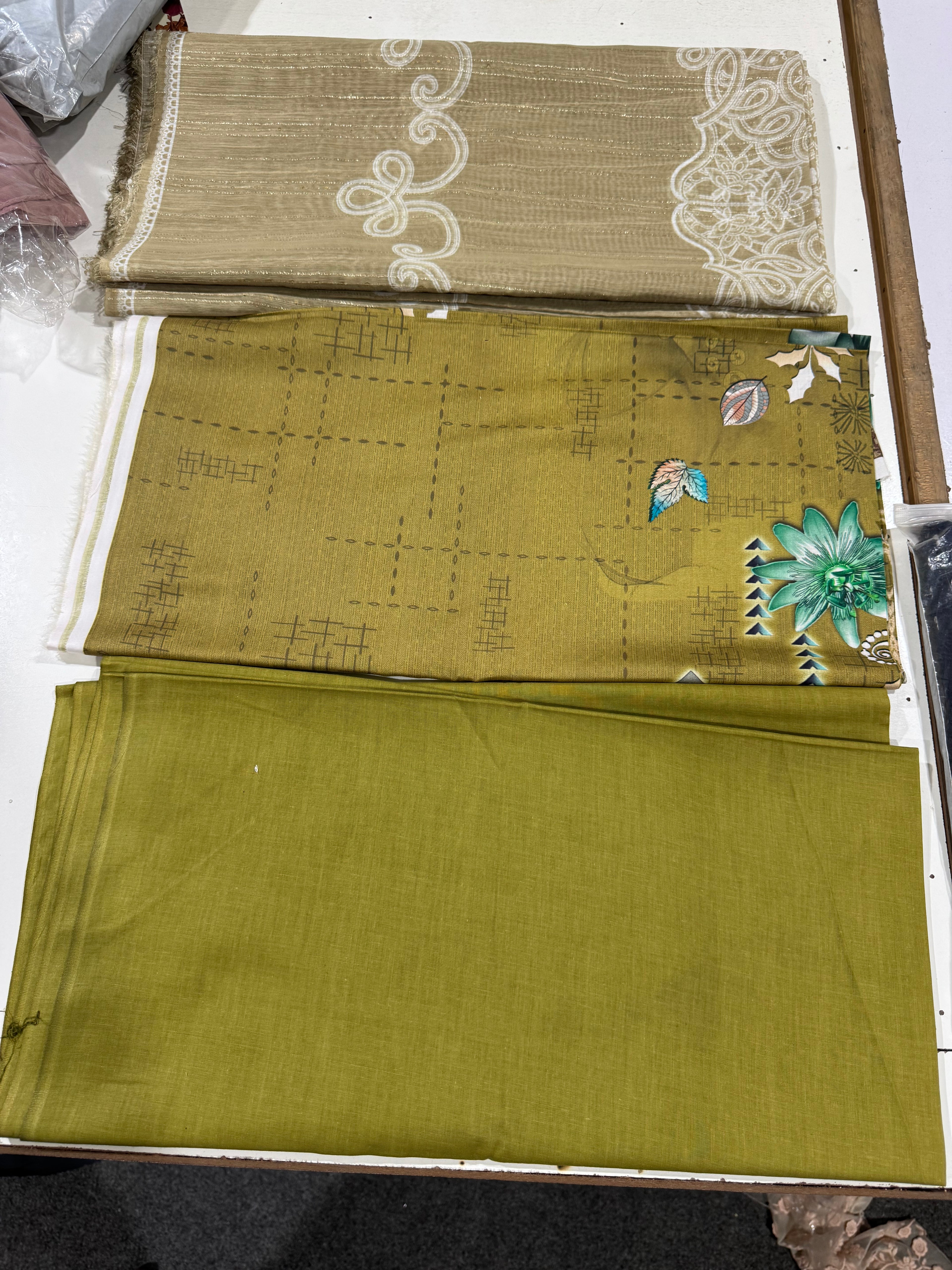 3Pc Lyallpur 8 Suits Bundle 1