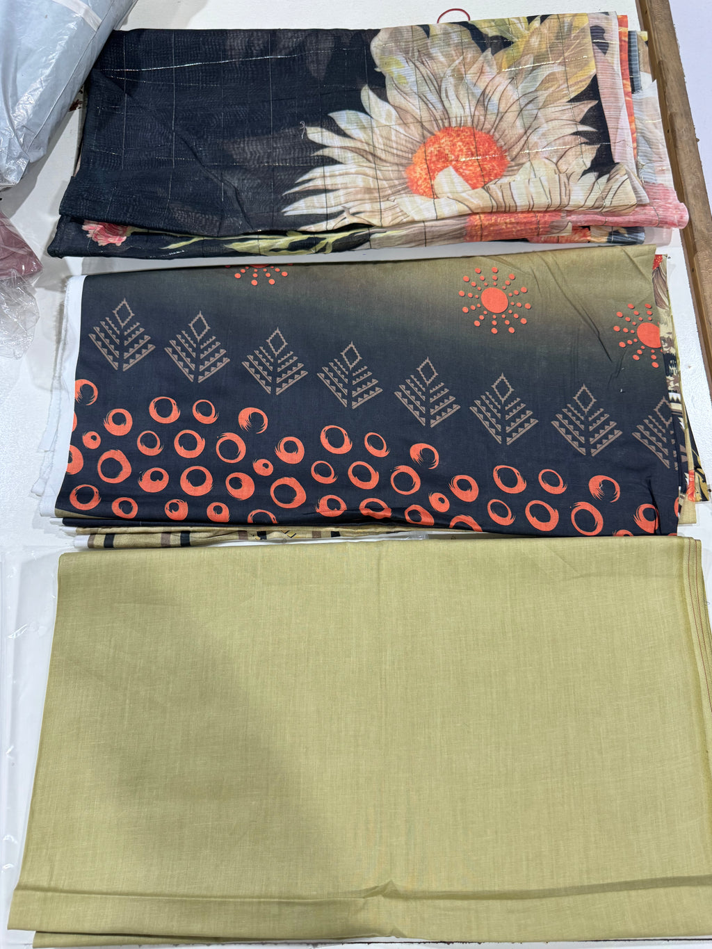 3Pc Lyallpur 8 Suits Bundle 2