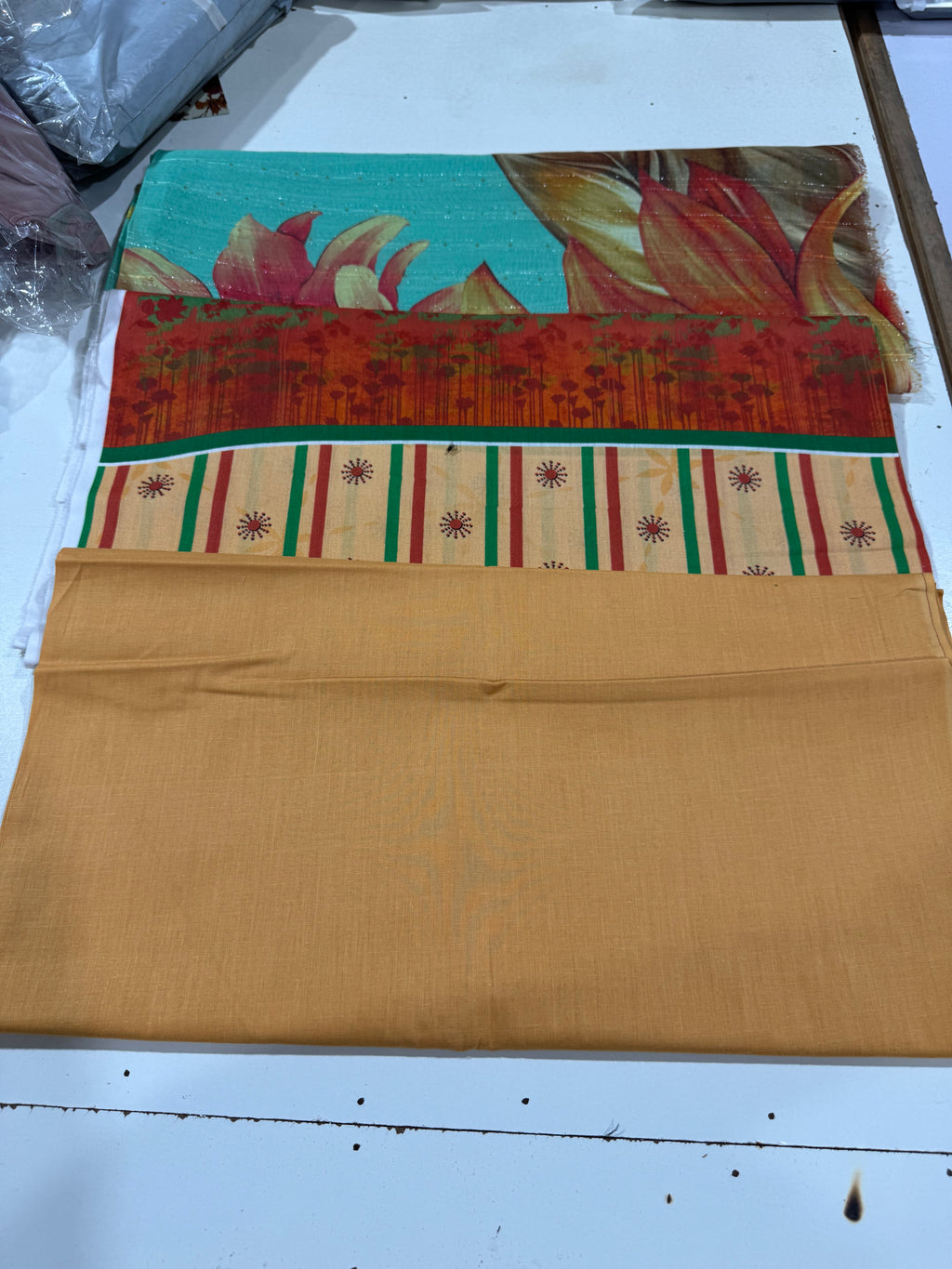 3Pc Lyallpur 8 Suits Bundle 2